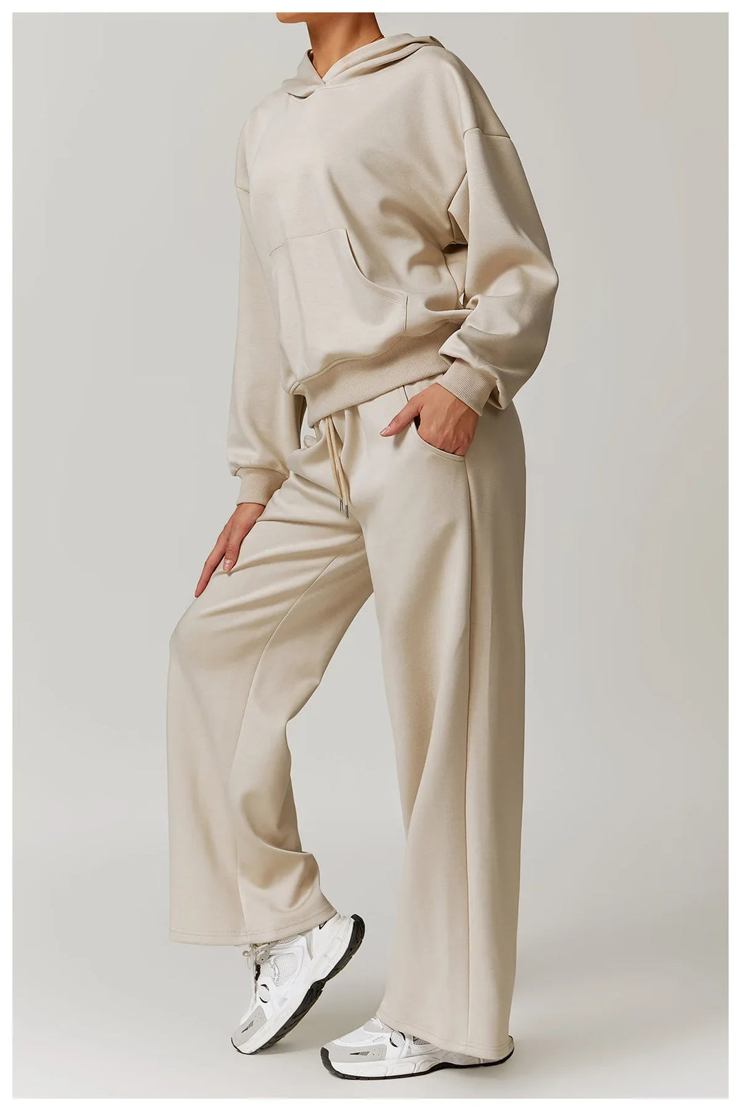 Olivia Bennet | High Rise Pant for Women in Black