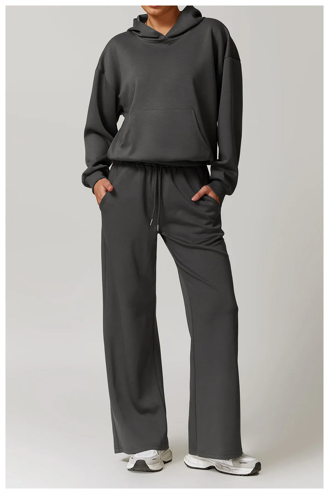 Olivia Bennet | High Rise Pant for Women in Black