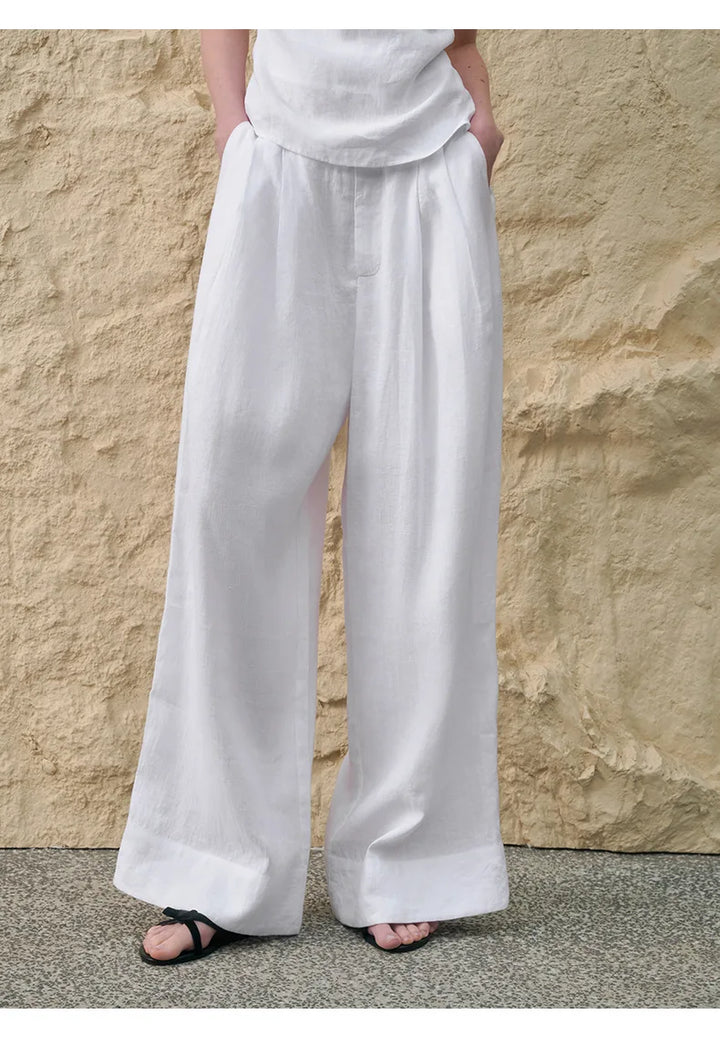 Olivia Bennet | Pleated Wide Leg Linen Pant