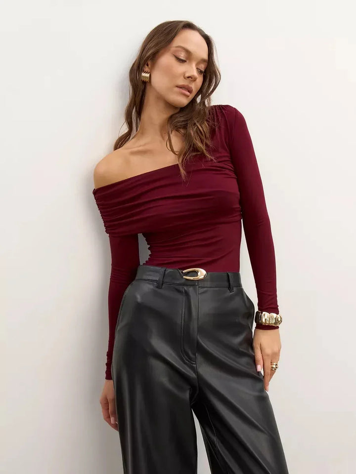 Olivia Bennet | Off-Shoulder Top for Women in Cotton Blend, Fitted, White