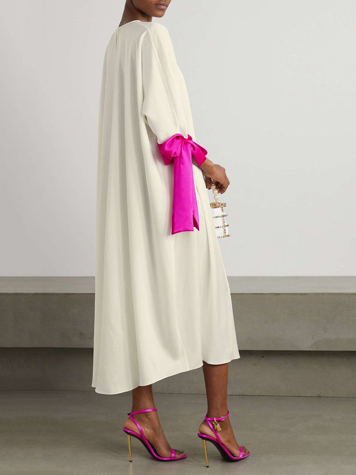 Olivia Bennet | Loose Seven-Quarter Sleeves Contrast Color Round-Neck Midi Dresses