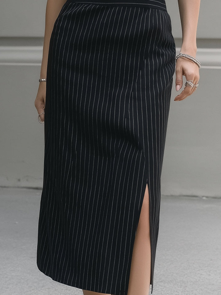 Olivia Bennet | Pinstripe Tailored Lapel Midi Dress