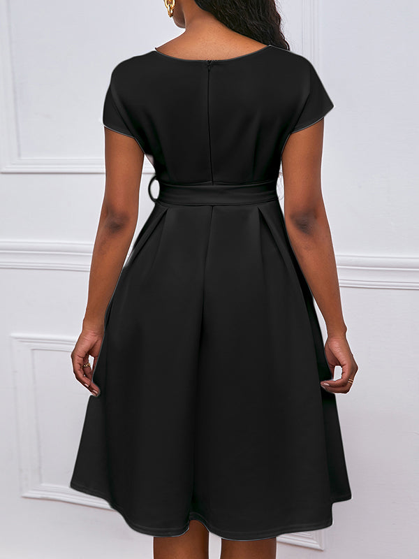 Olivia Bennet | Bowknot Lace-Up Solid Color V-Neck Midi Dresses