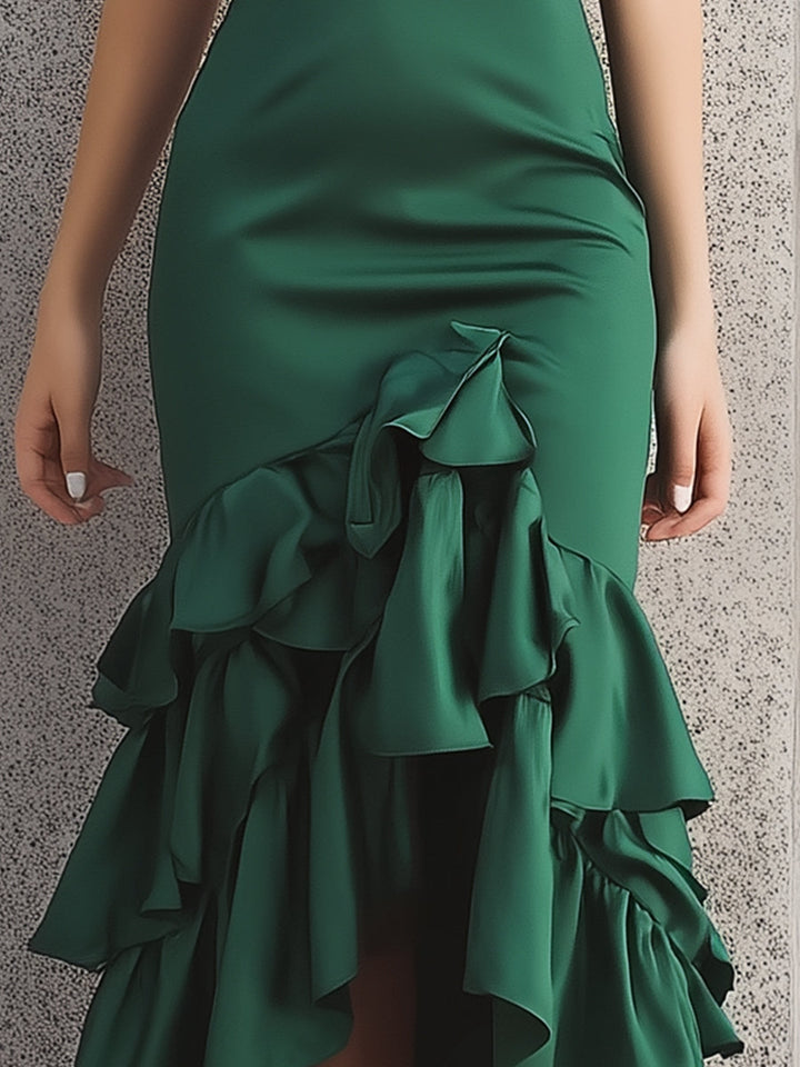 Olivia Bennet | Ivory Tiered Sculpted Bodice Satin Gown