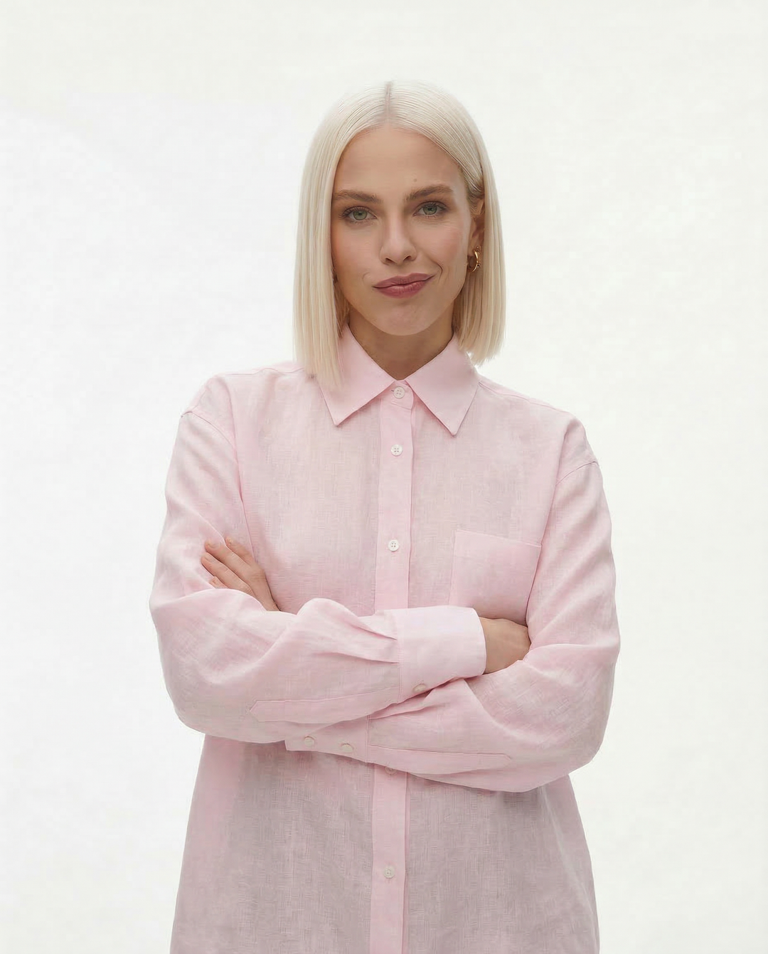 Olivia Bennet | Oversized Linen Blouse
