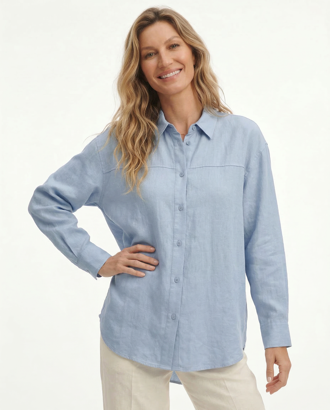 Olivia Bennet | Oversized Linen Blouse