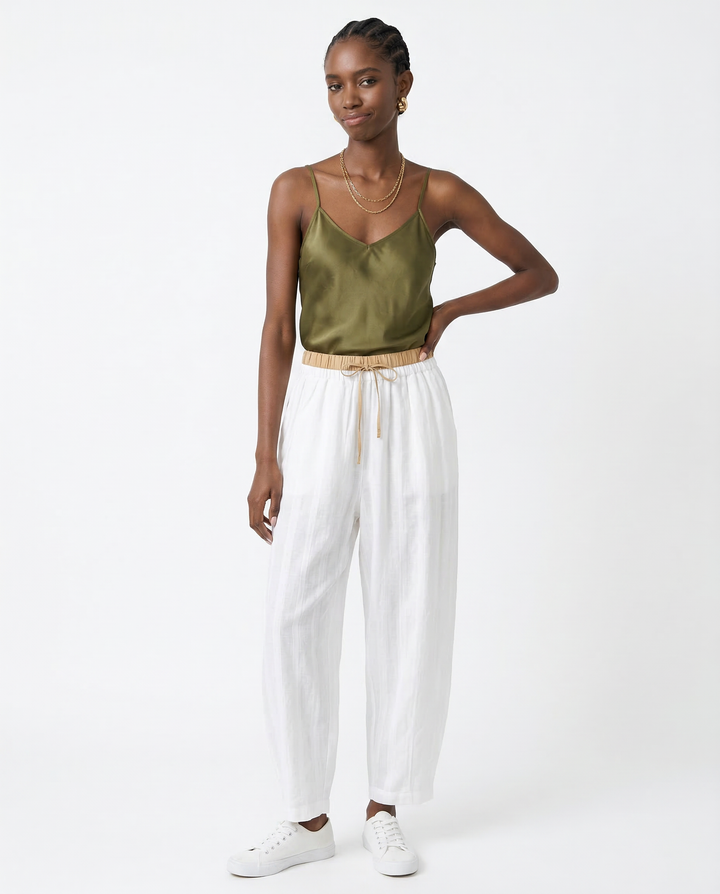 Olivia Bennet | Linen Trousers for Women in Natural Fit, Beige