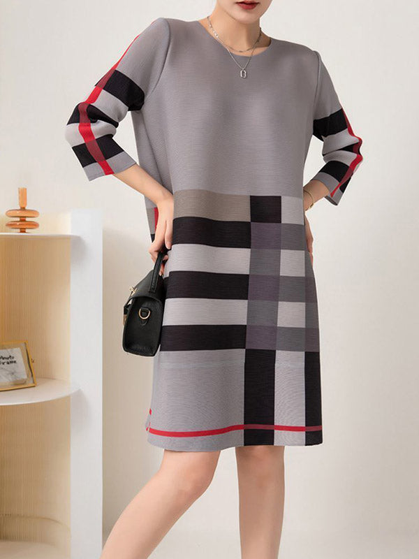 Olivia Bennet | A-Line Loose Contrast Color Plaid Pleated Round-Neck Mini Dresses