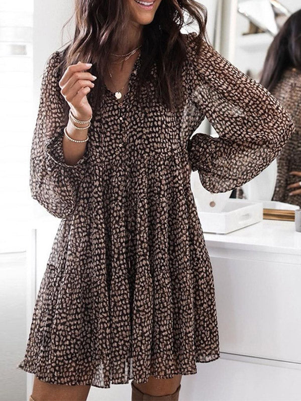 Olivia Bennet | Long Sleeves Loose Buttoned Leopard Pleated V-Neck Mini Dresses