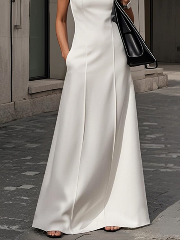 Olivia Bennet | Sleeveless Solid Color Round-Neck Maxi Dresses