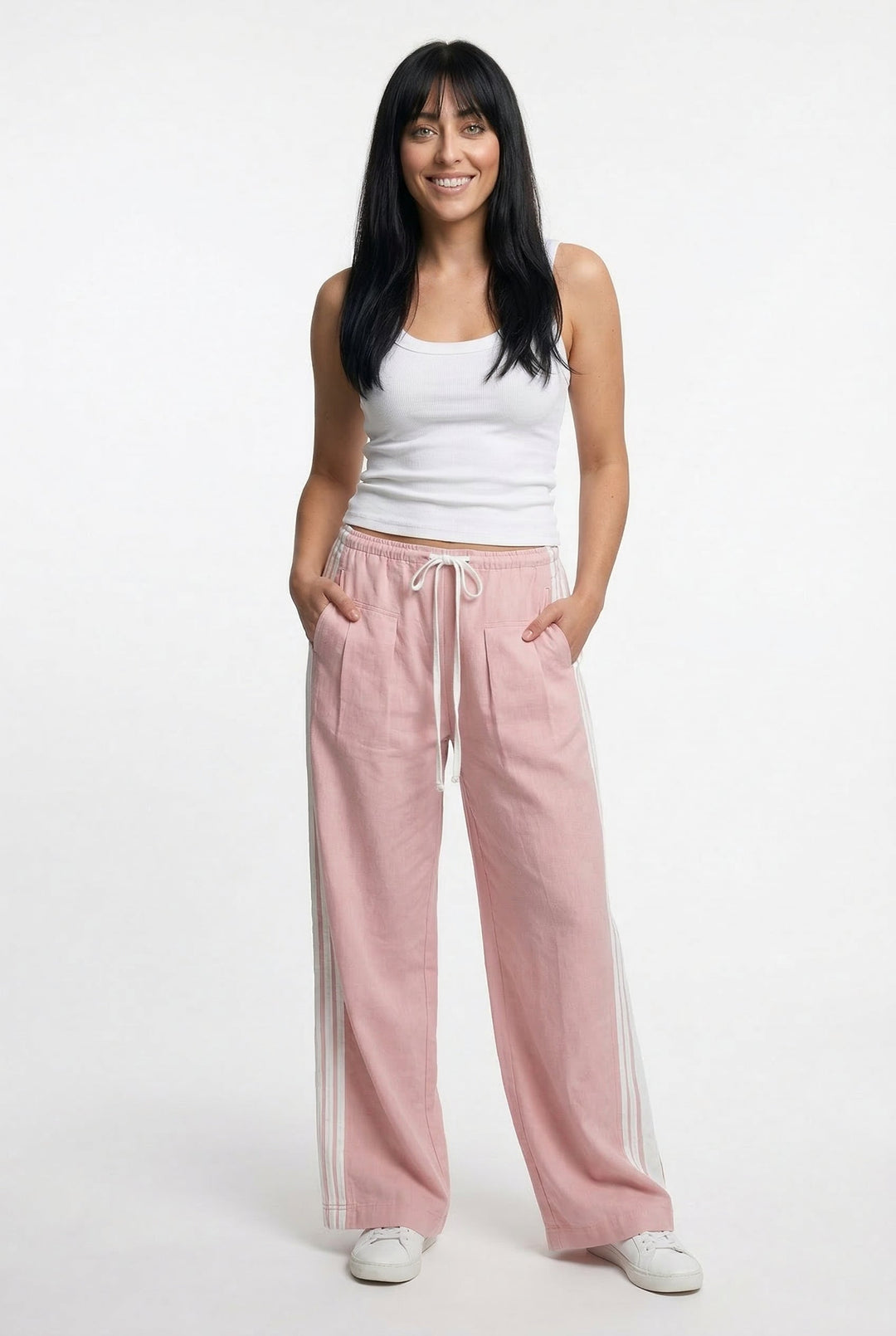 Olivia Bennet | Active Joggers for Women in Soft Fabric, Relaxed Fit, Black