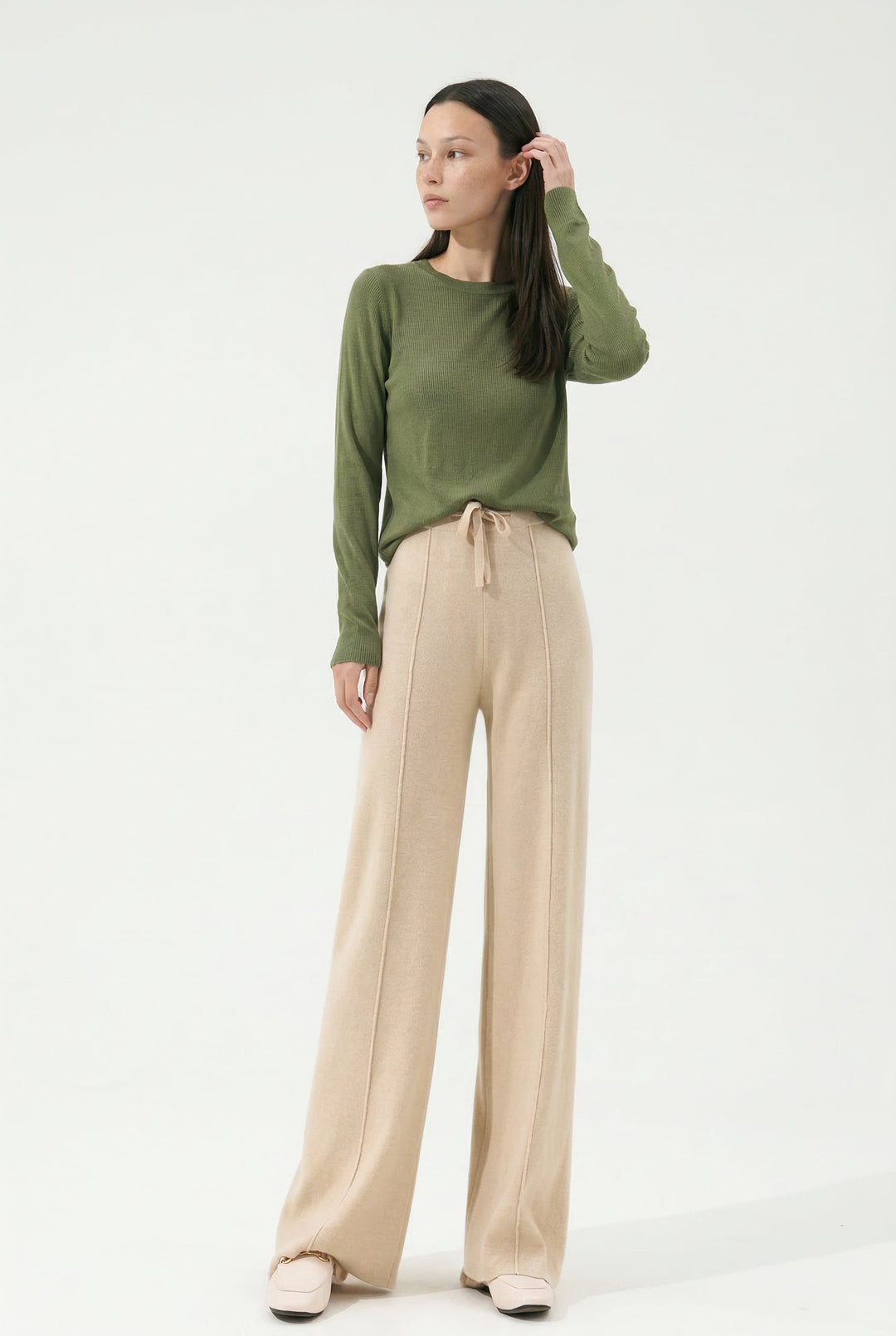 Olivia Bennet | Classic Wool Trousers for Women