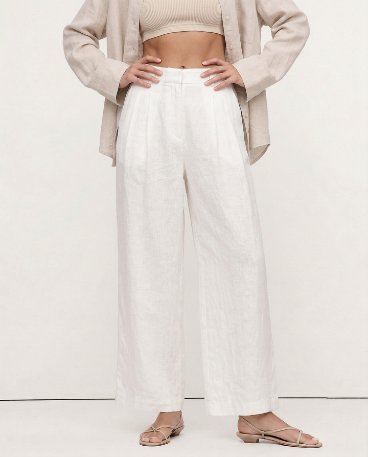 Olivia Bennet | Pleated Wide Leg Linen Pant