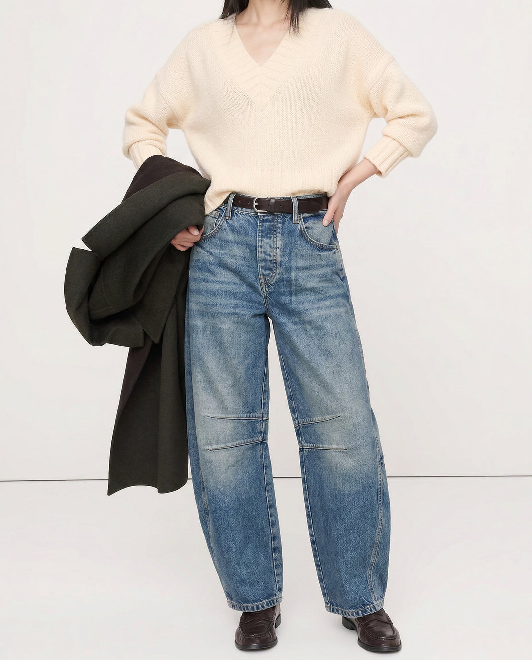 Olivia Bennet | Barrel-Leg Denim Jeans for Women