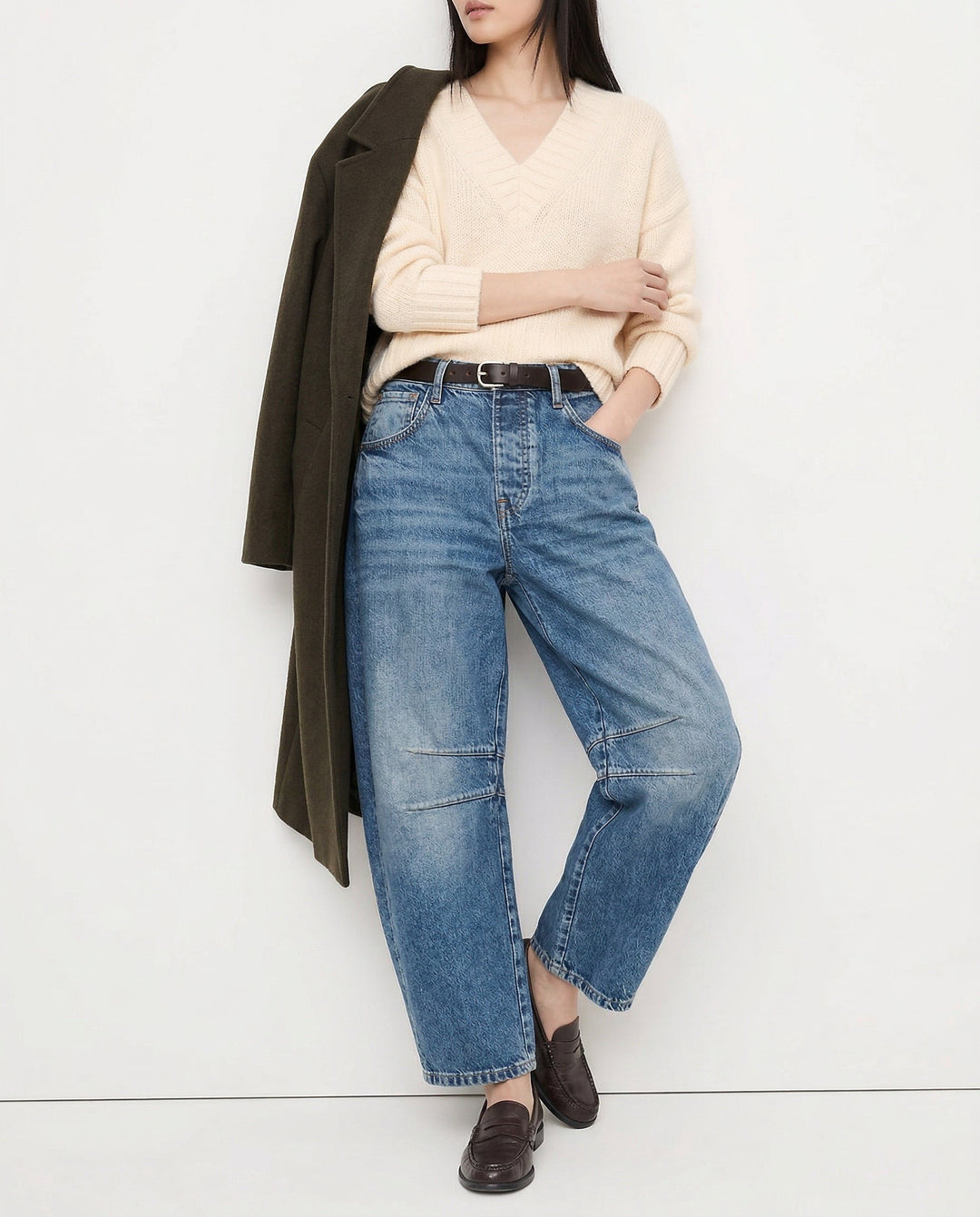 Olivia Bennet | Barrel-Leg Denim Jeans for Women
