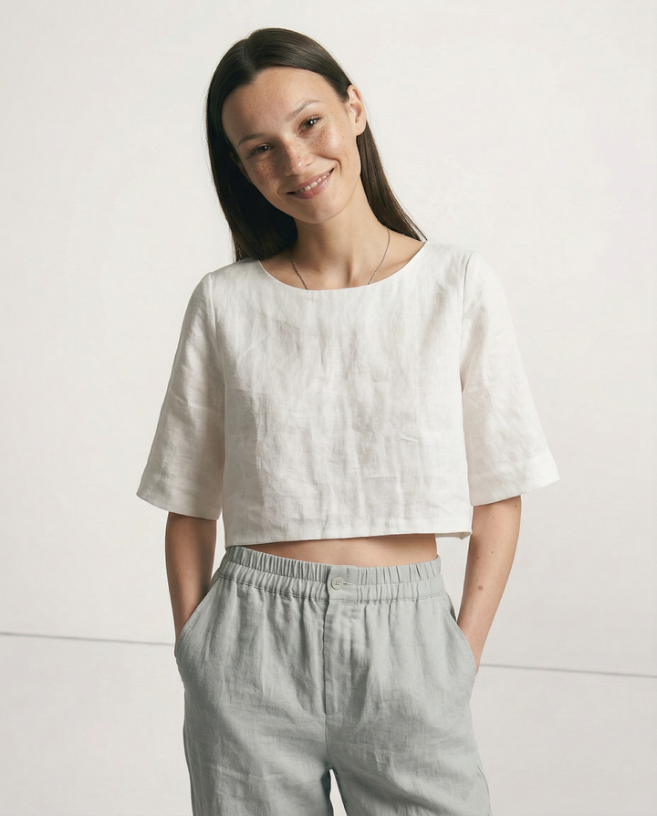 Olivia Bennet | Boxy Linen Crop Top