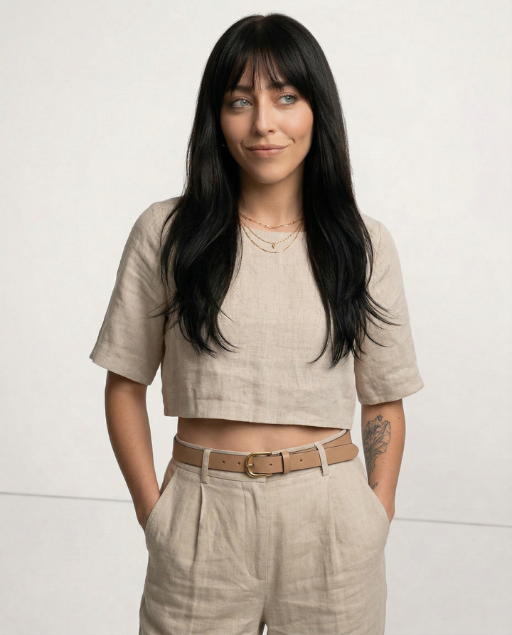 Olivia Bennet | Boxy Linen Crop Top