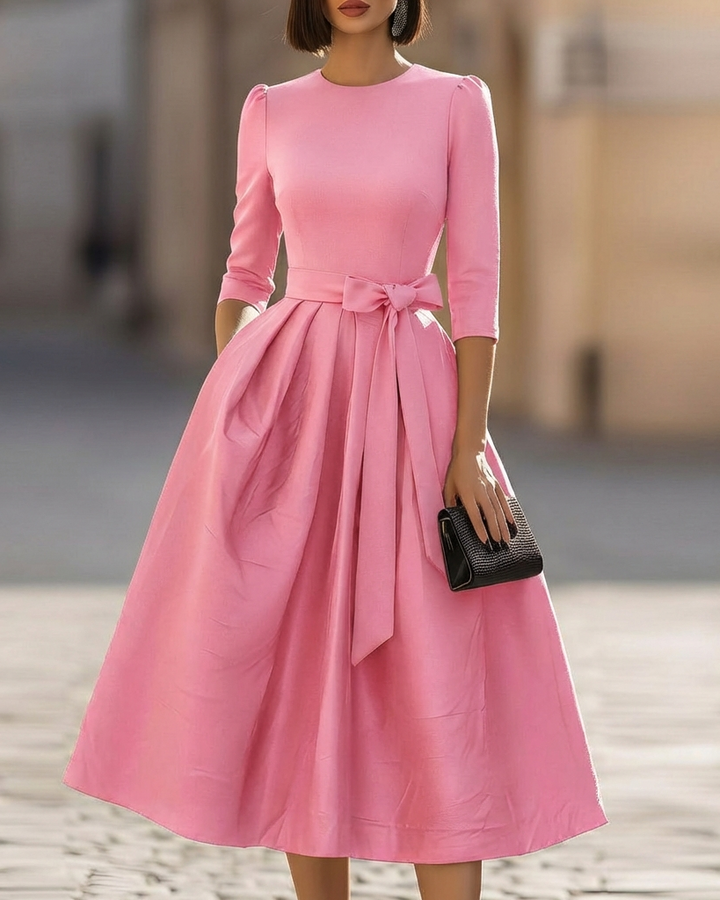 Olivia Bennet | Black Crew-Neck Midi Ribbed Cotton Dress
