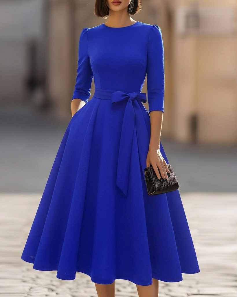 Olivia Bennet | Black Crew-Neck Midi Ribbed Cotton Dress