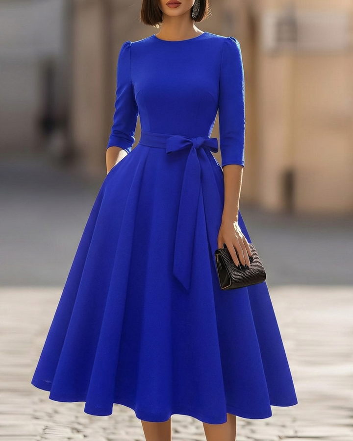 Olivia Bennet | Black Crew-Neck Midi Ribbed Cotton Dress