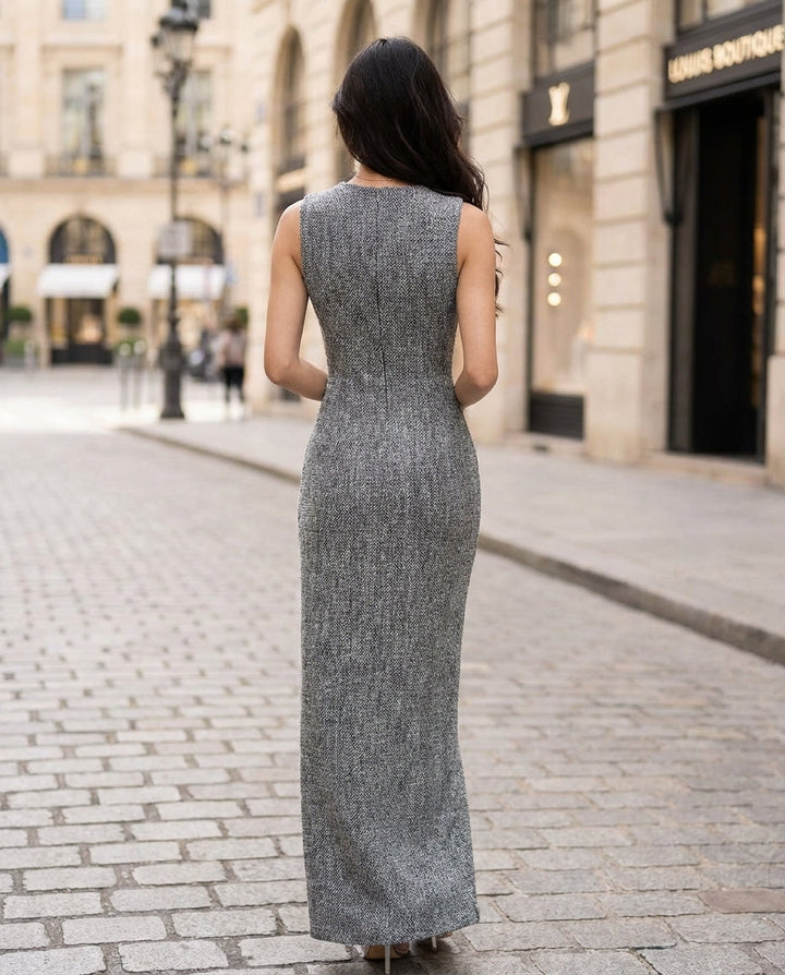 Olivia Bennet | Sleeveless Contrast-Panel Structured Midi Dress