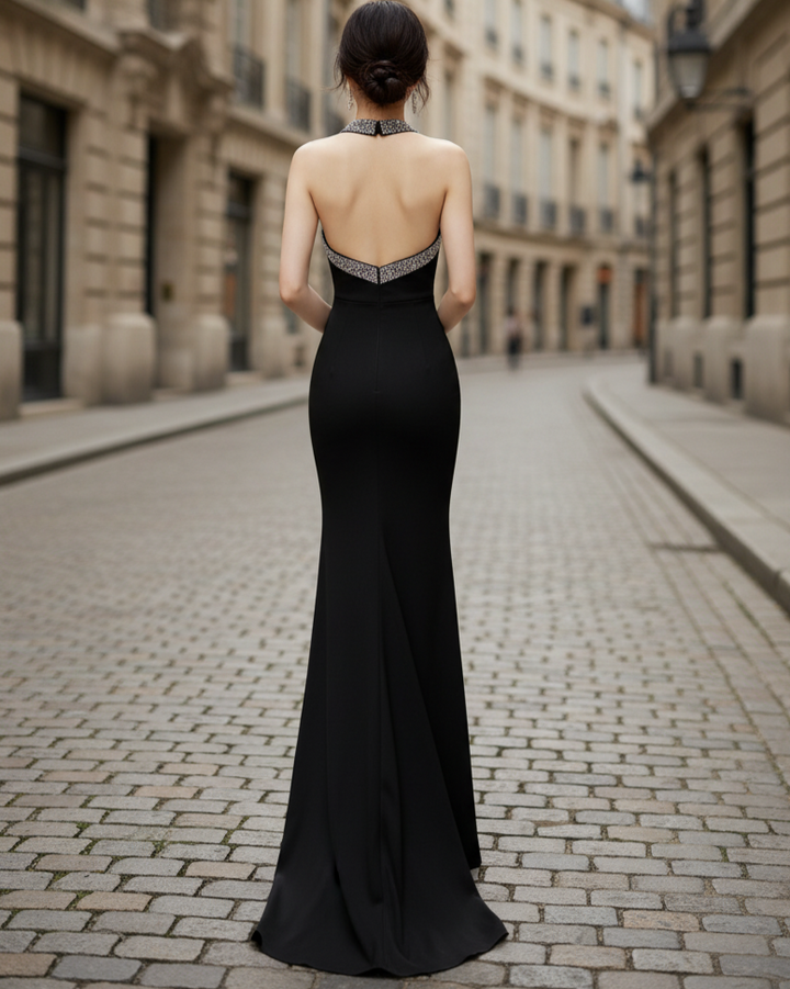 Olivia Bennet | Black Sculpted Contrast-Panel Stretch Crepe Gown